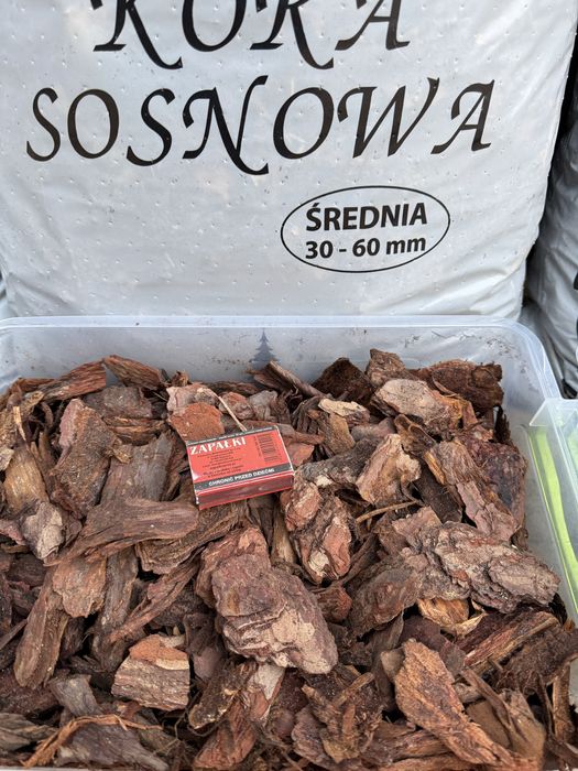 Kora sosnowa 80l Trzy frakcje Drobna Średnia Gruba Transport