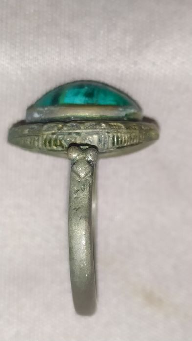 старинное кольцо с малахитом