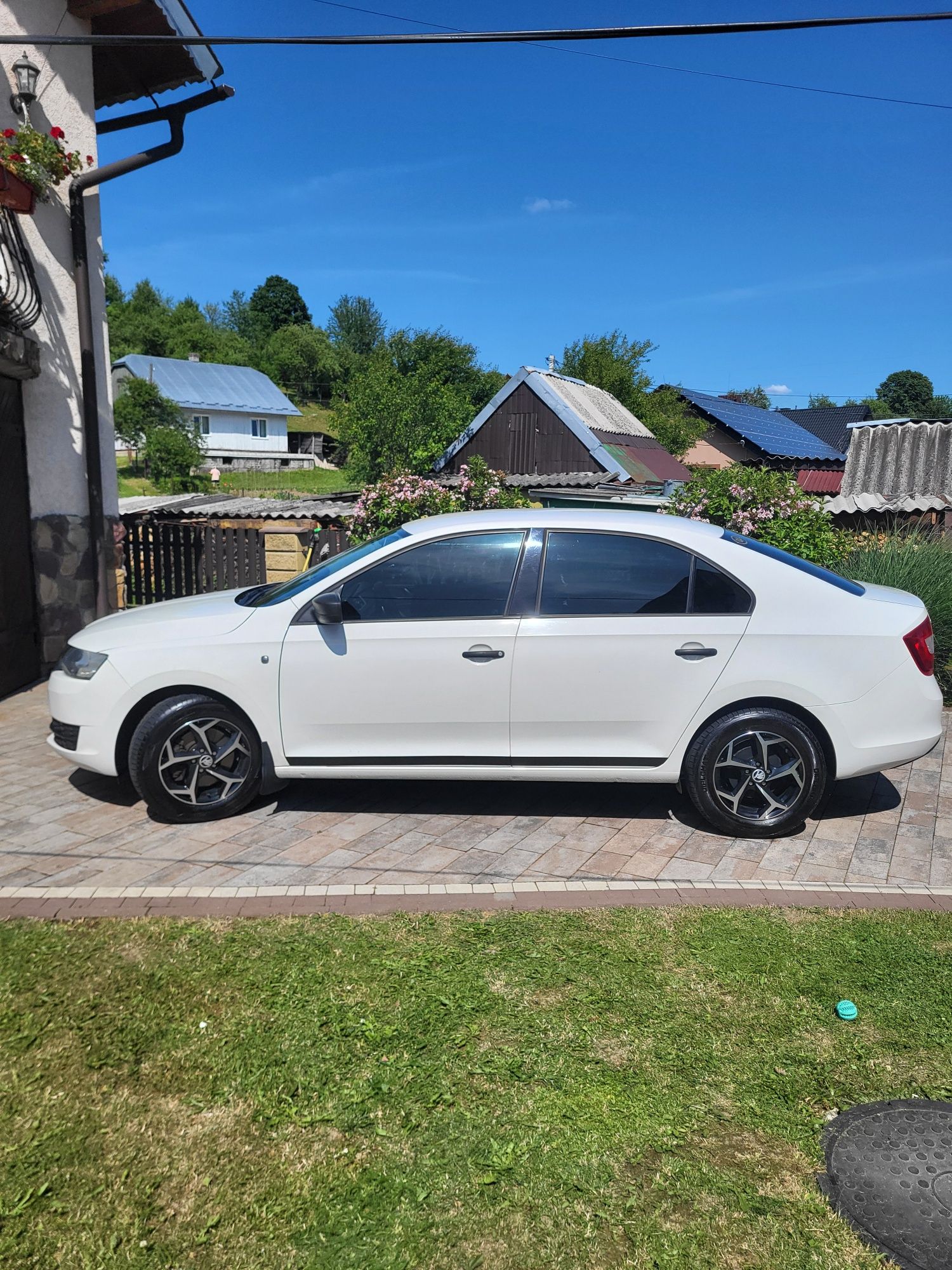 Skoda Rapid 1.6 MPI