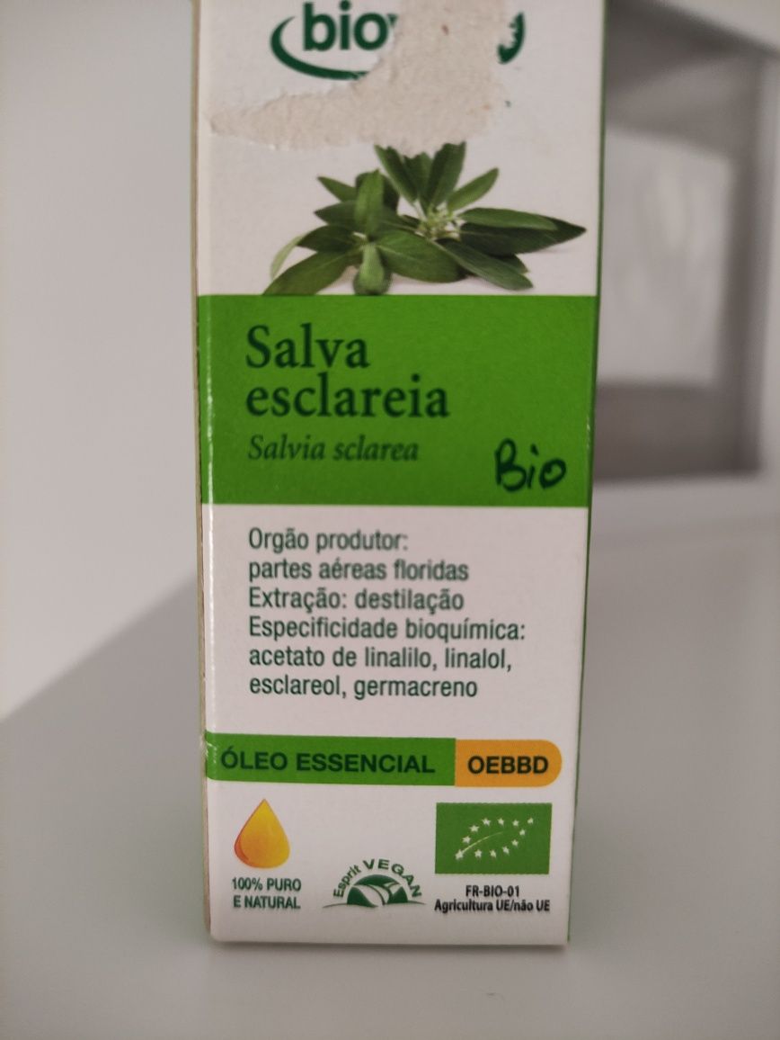 Óleo essencial de salvia sclarea