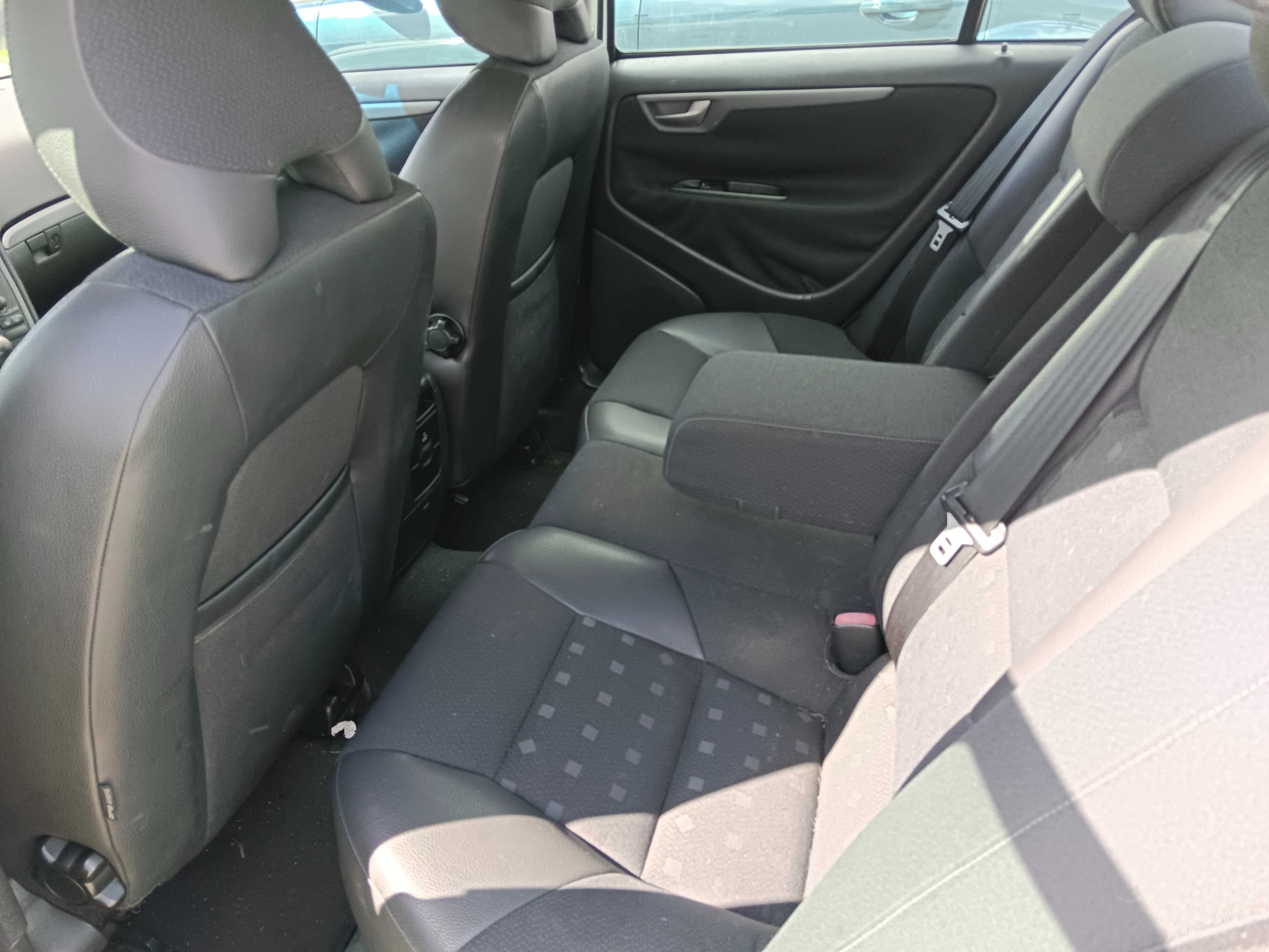 sprzedam volvo S60 2,4 D