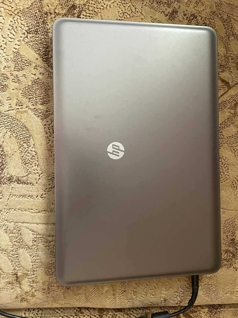 Ноутбук HP 250 В робочому стані