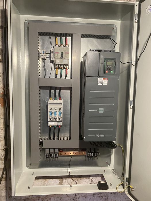 Щит управления насосной станцией,глубинным насосом изготовление монтаж