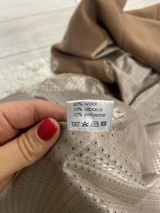 Пальто кашемировое бежевое