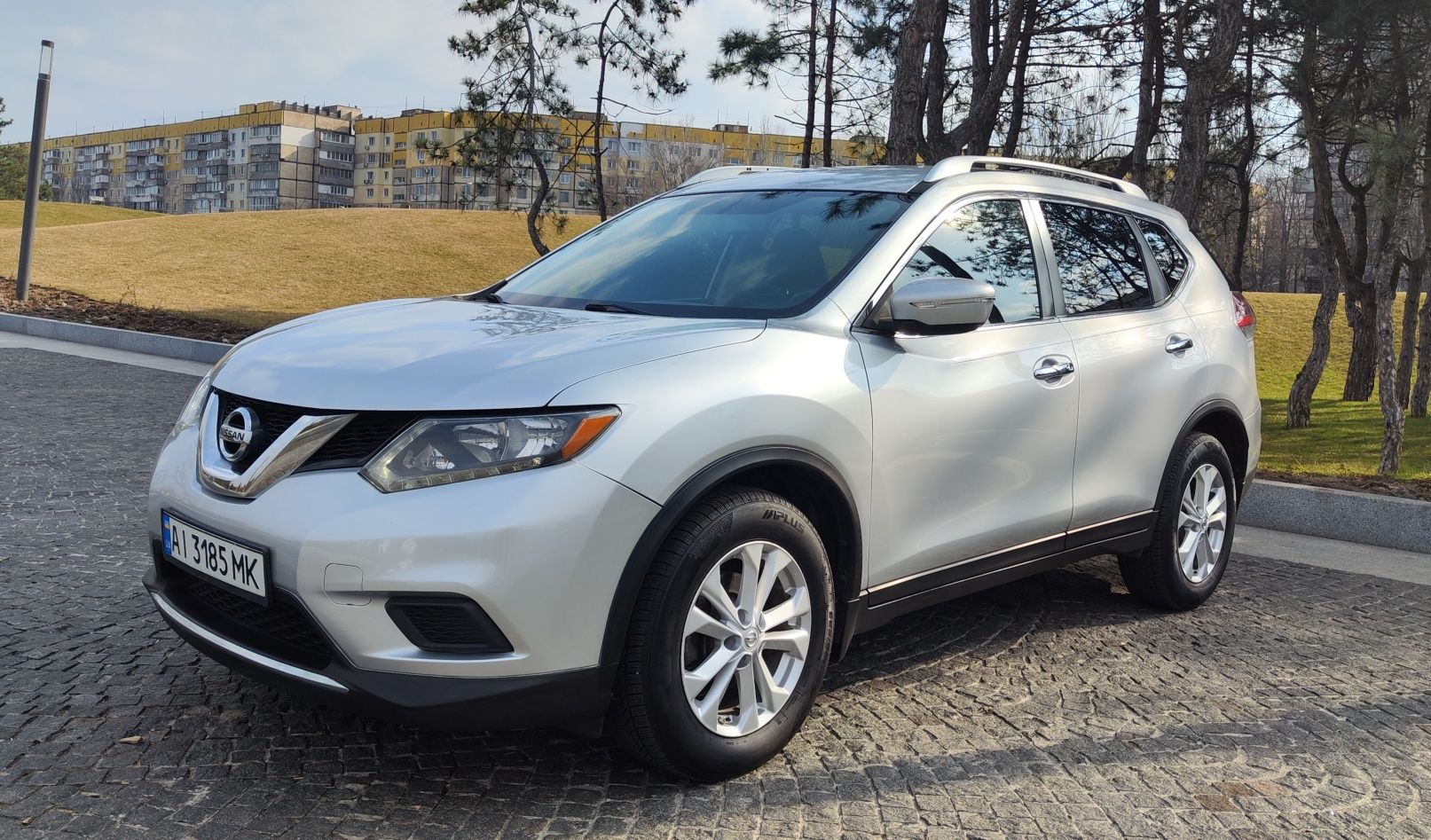 Продам Nissan Rogue