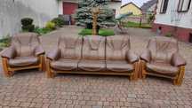 Zestaw wypoczynkowy. Sofa + 2 fotele