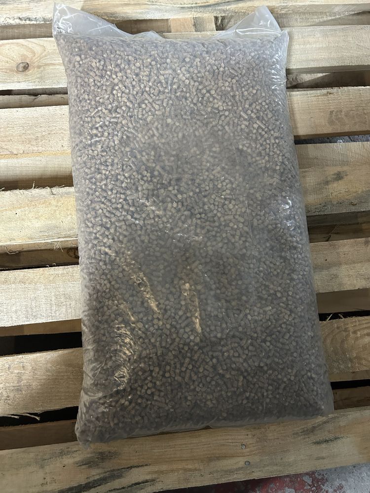 Pellet iglasty . Najnizsza cena .
