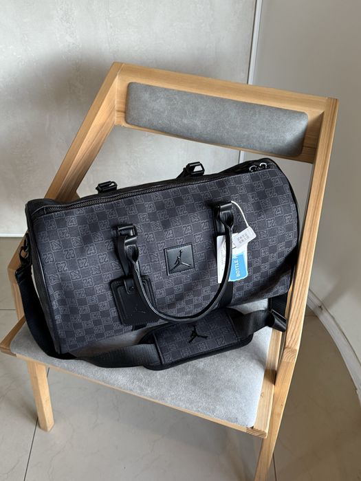 Сумка jordan сумка в зал подорож jordan monogram bag