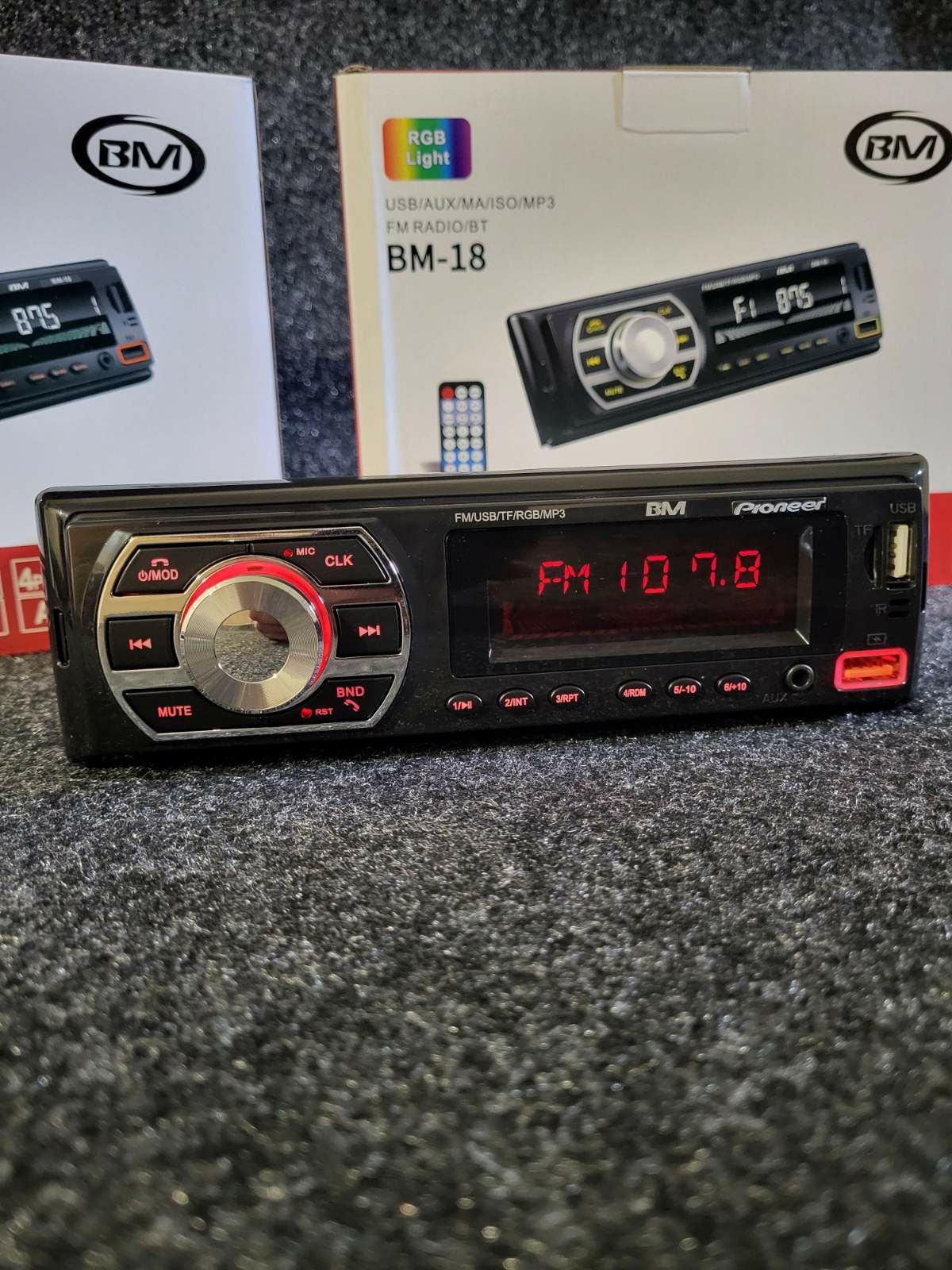 Блютуз магнітола Pioneer BM-18/автомагнітола/флешка/AUX