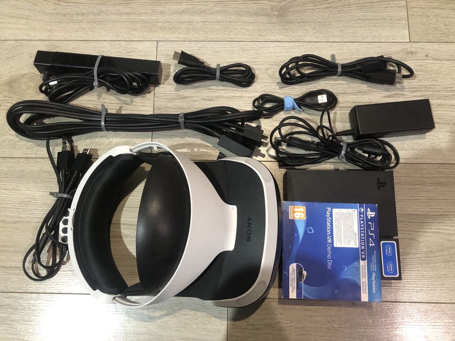 Продаю VR окуляри Sony PS