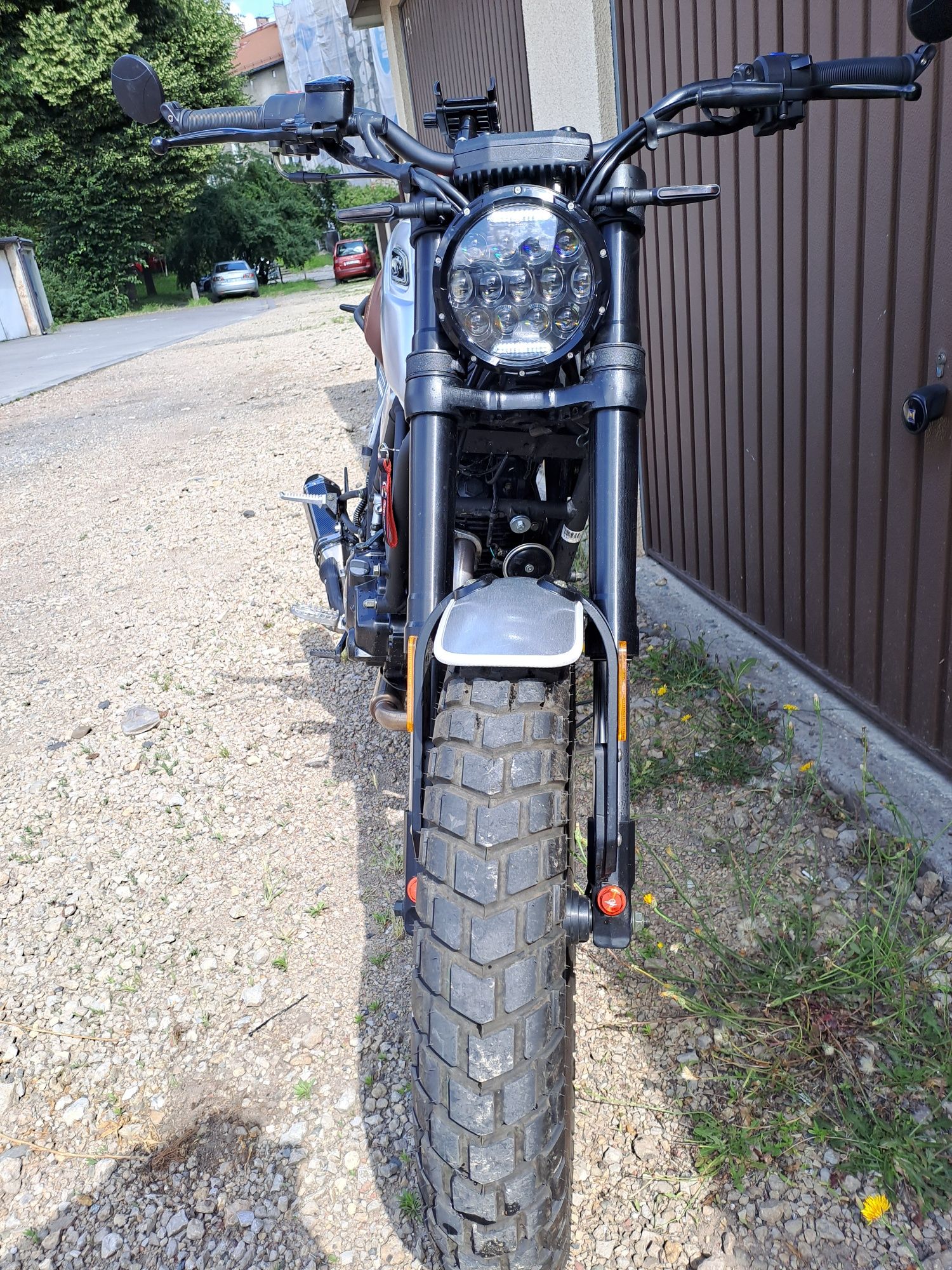 Zipp scrambler 125ccm.