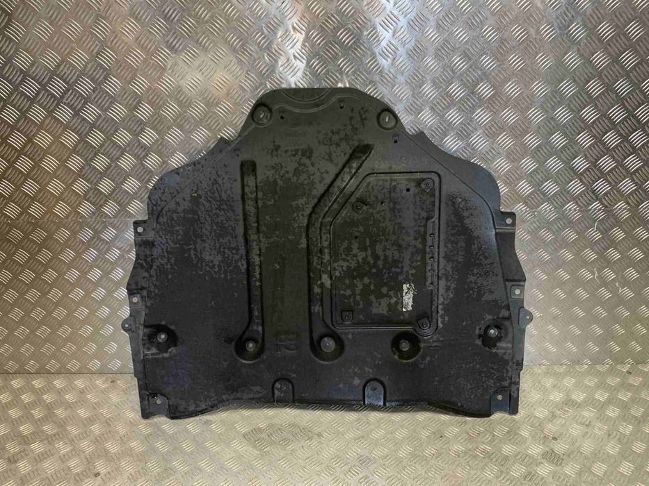 Toyota yaris iv cross osłona silnika dolna