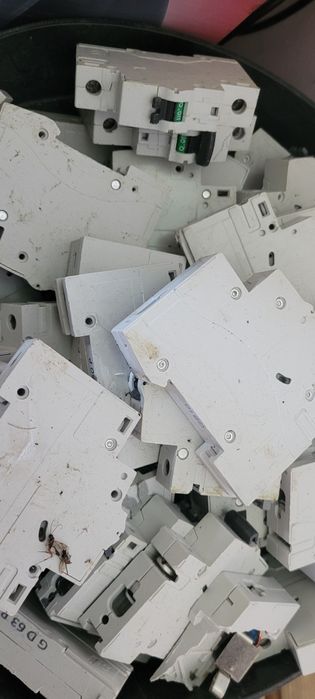 Przełączniki styczniki 10kg