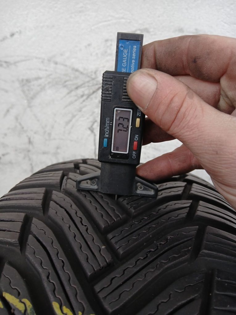 Розпаровка Michelin 225 45 R 17 1шт Зима (0194) Резина