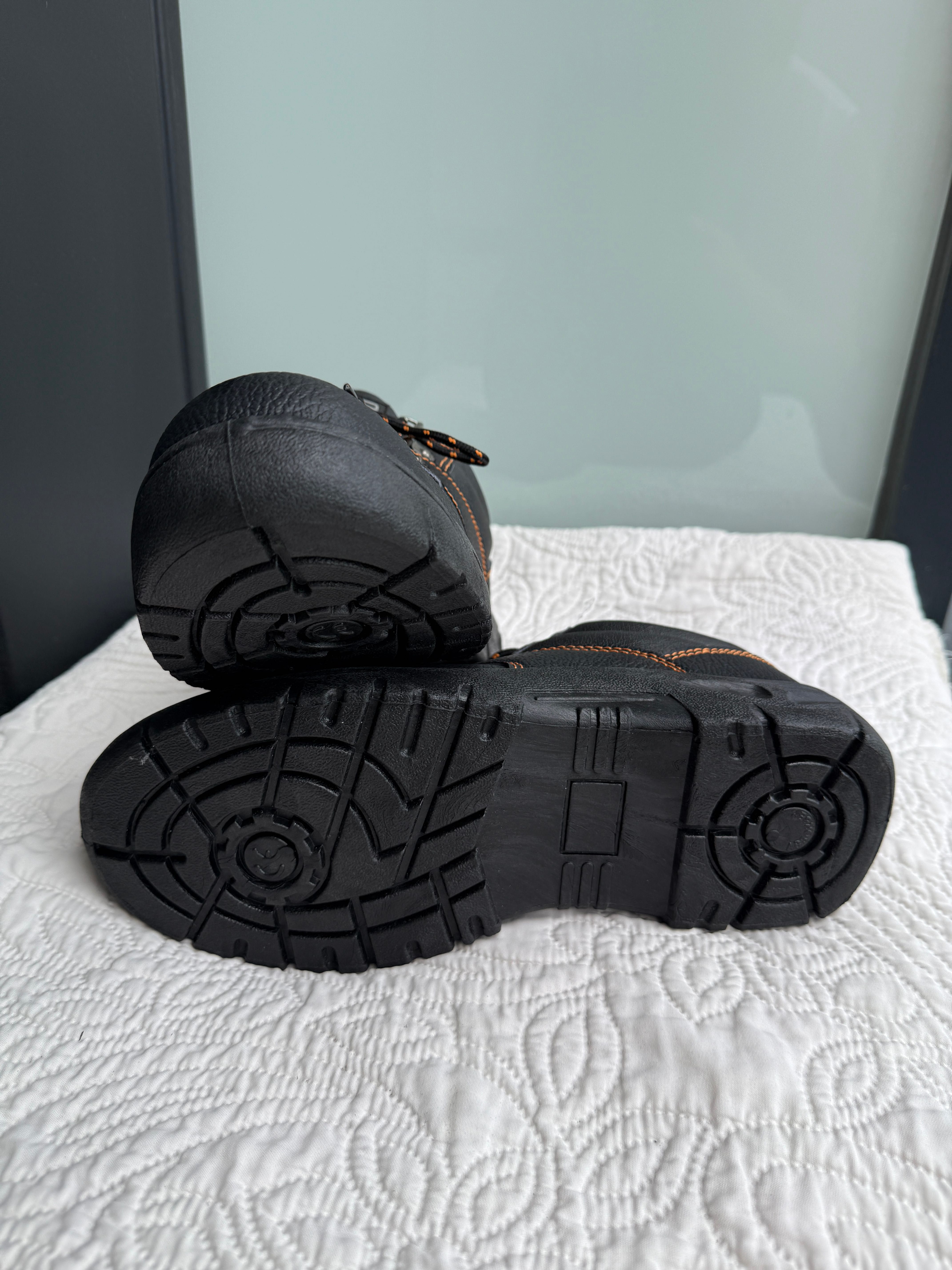 Buty 42 robocze, neo toolS S1 SR FO