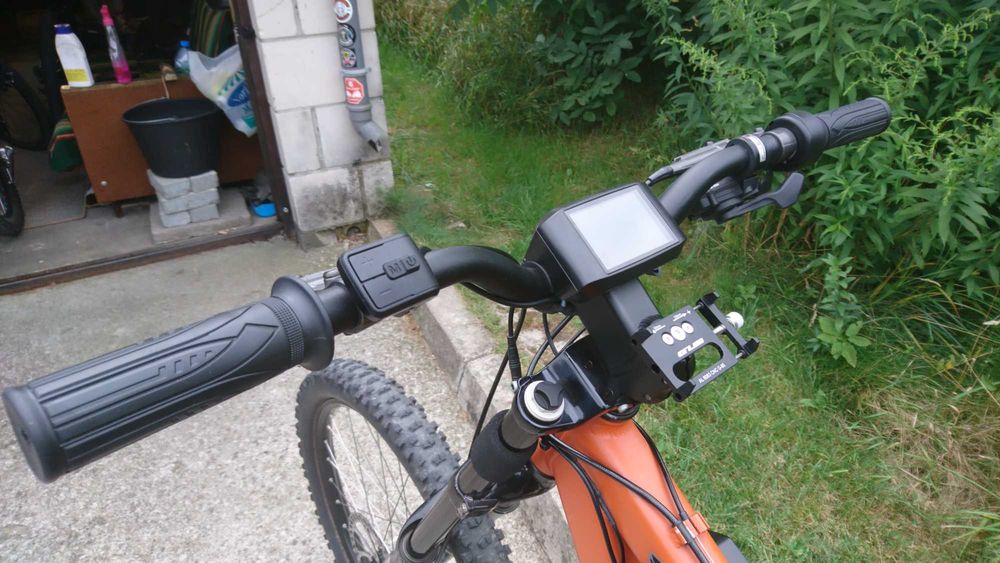 Kona Stinky konwersja E-bike