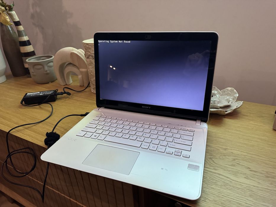 Sony vaio intel i3 16gb ram