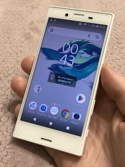 Телефон Sony X Compact (F5321) 3/32gb