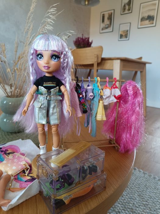 Rainbow High zestaw 4 lalek plus garderoba