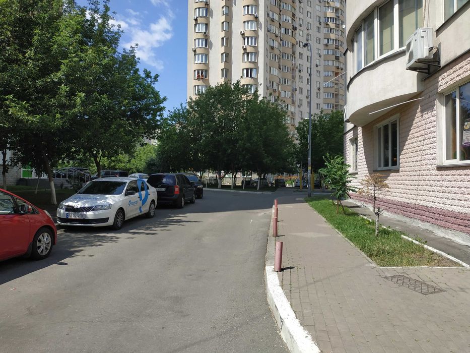 19 та 6 м2 оренда площ вільного призначення 1-й Урлівська/Позняки