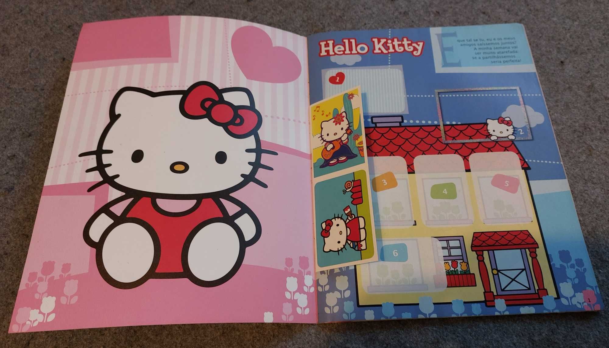 Caderneta cromos HELLO KITTY - 2012