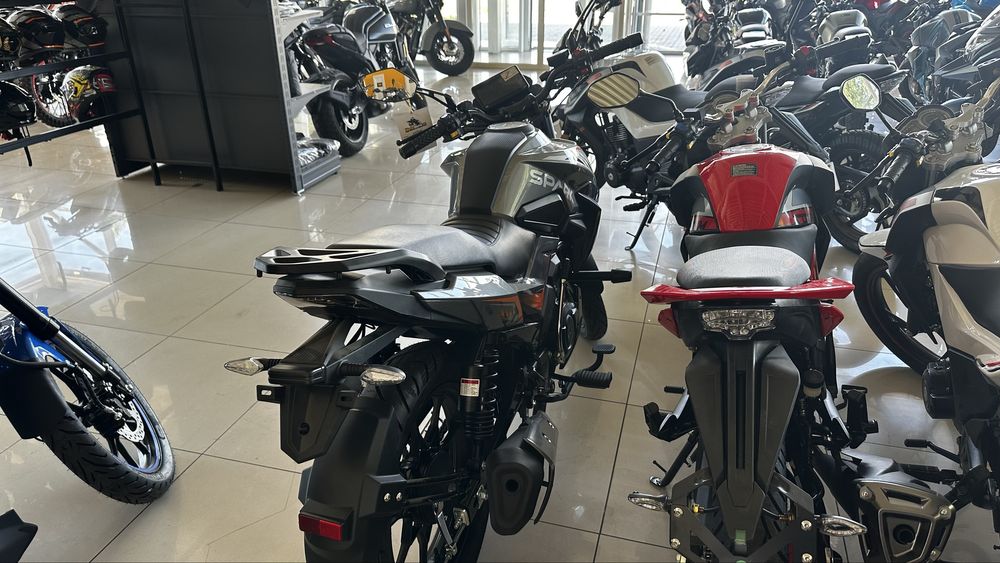 Мотоцикл SPARK SP250R-32