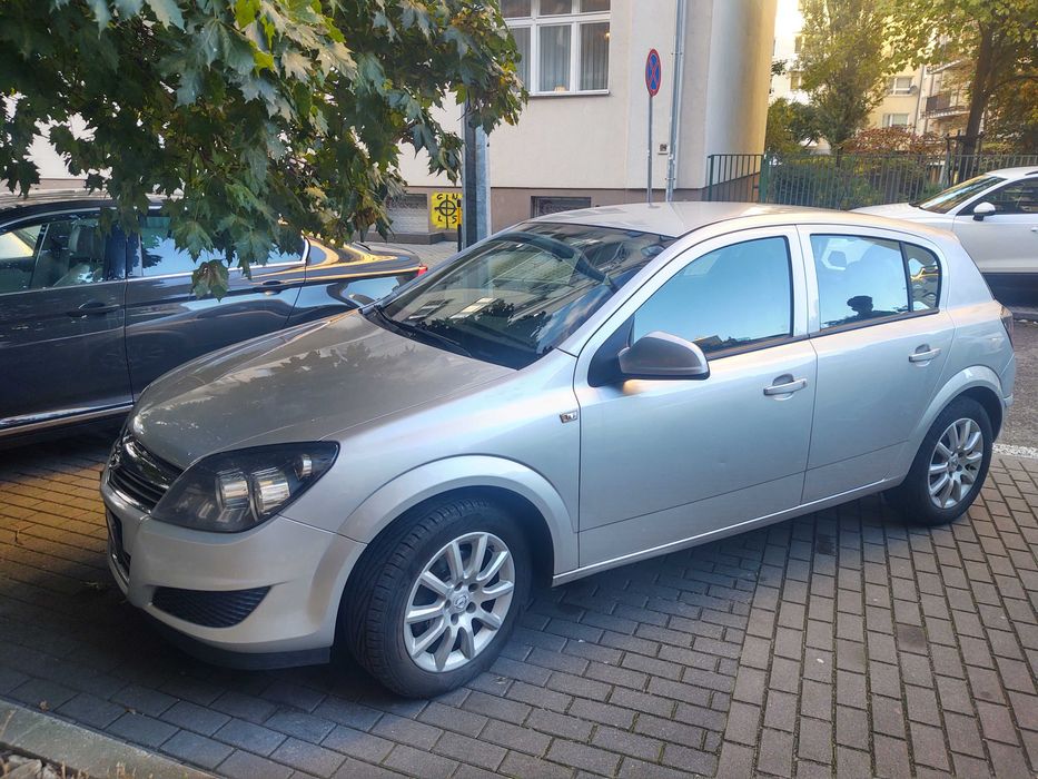 Sprzedam Opel Astra H 1,6 benzyna