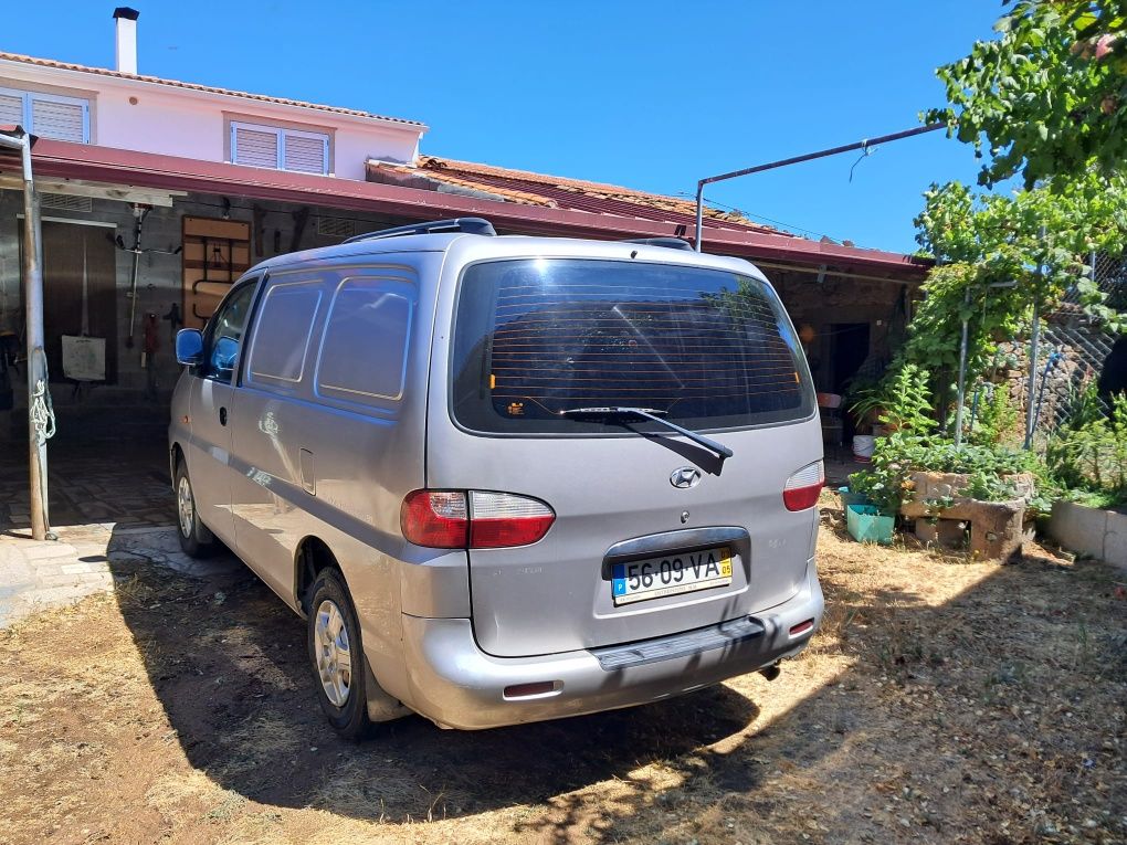 Hyundai H1 2003 2.5turbo