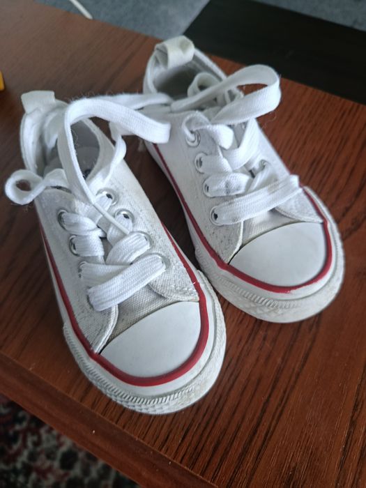 Кеди на хлопчика дівчинку білі 24р