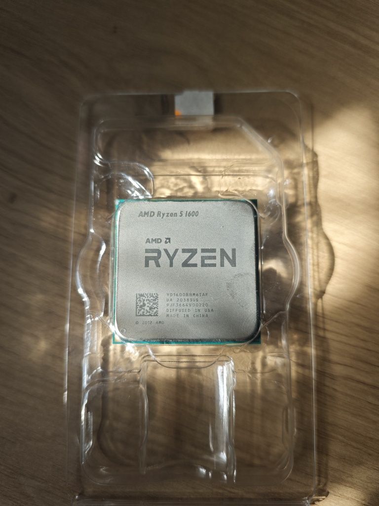 AMD Ryzen 5 1600 + chłodzenie – sprawny, gotowy do pracy