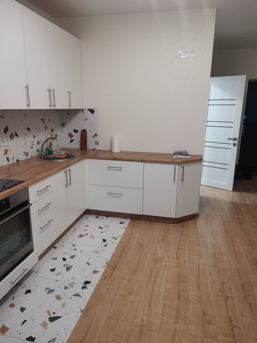 Оренда 1кімнатної квартири Академічний новобудова