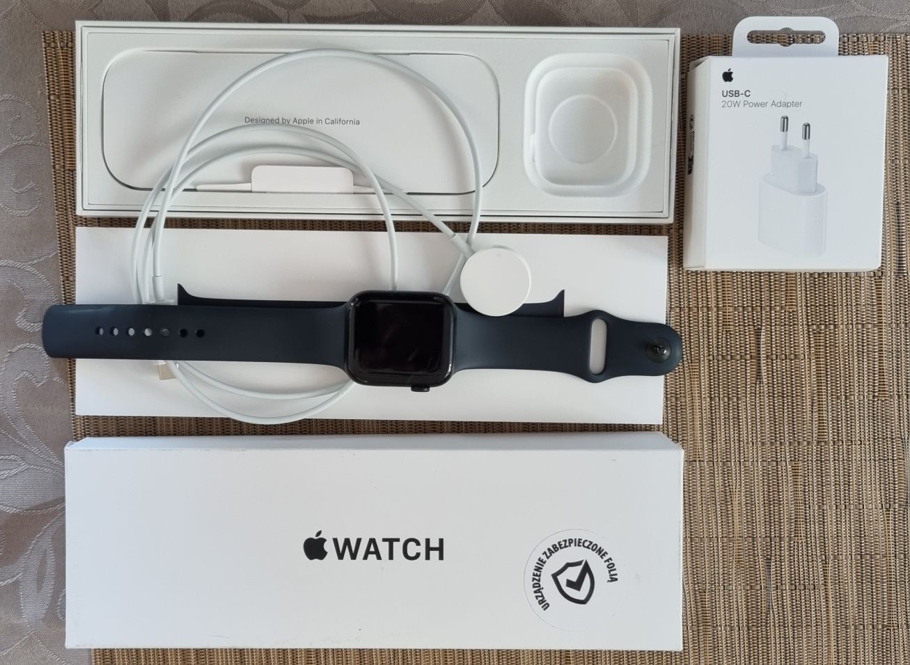 Apple Watch SE 2gen GPS + Cellular 44 mm z ładowarką  w super stanie