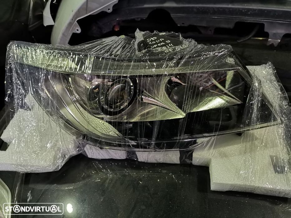 SKODA SUPERB FAROL DTO - FF010