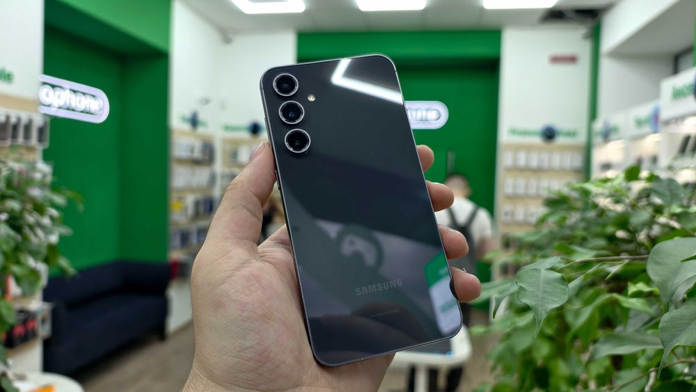 Магазин Samsung Galaxy S23 FE 8/128GB Graphite/Purple Гарантія TradeIn