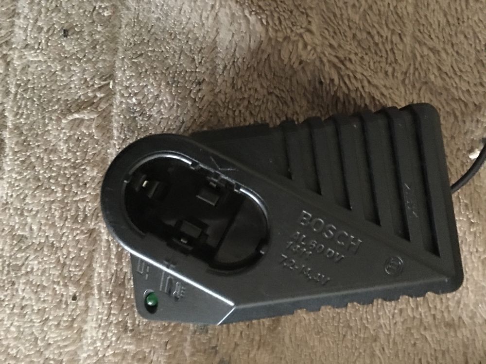 Шуруповерт   BOSCH  9,6 v не комплект