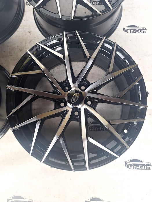 Felgi aluminiowe 5 x 114,3 R 18 Alufelgi oryginalne Seventy Hyundai