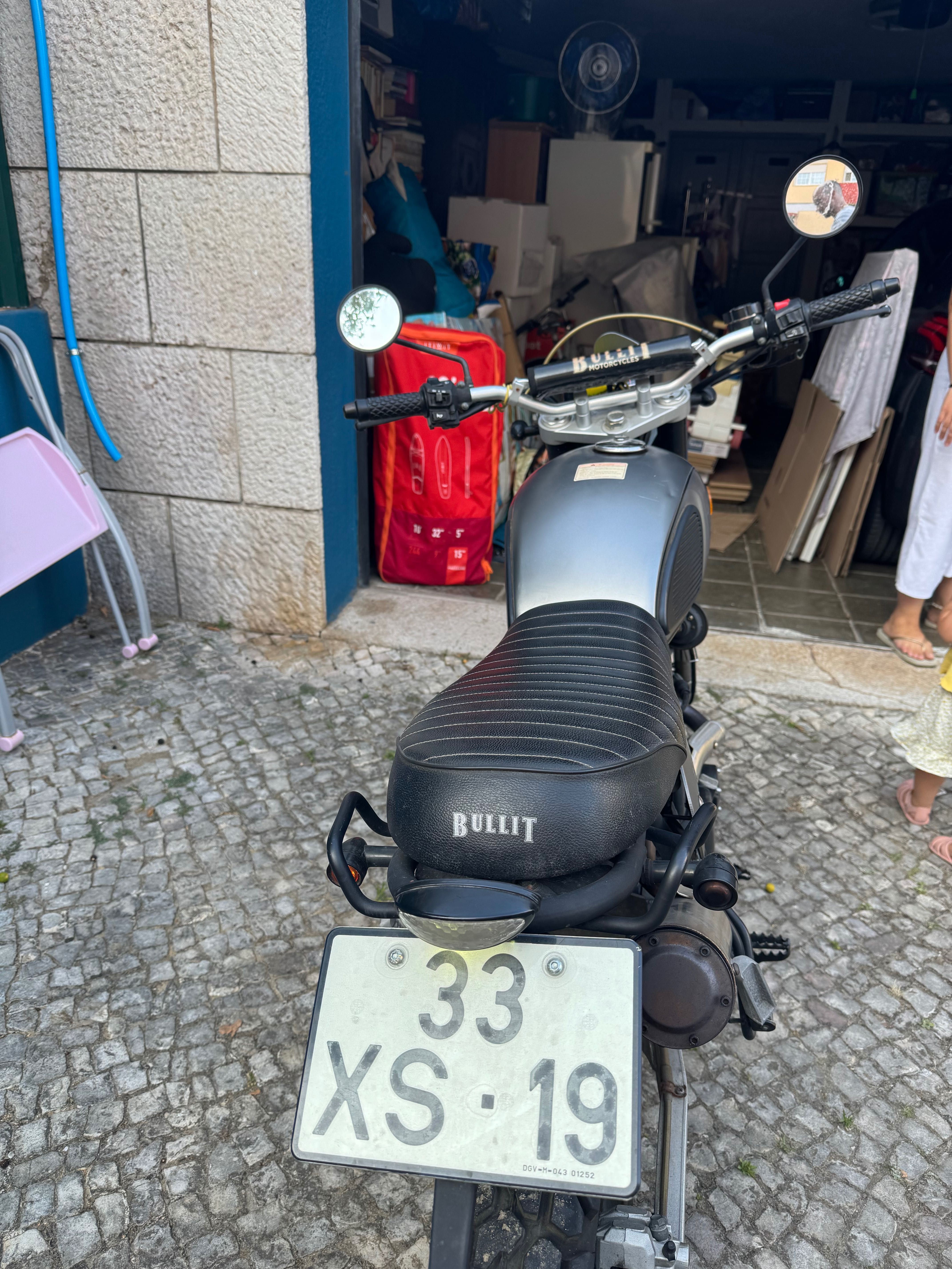 Bullit  Hero 125 cv