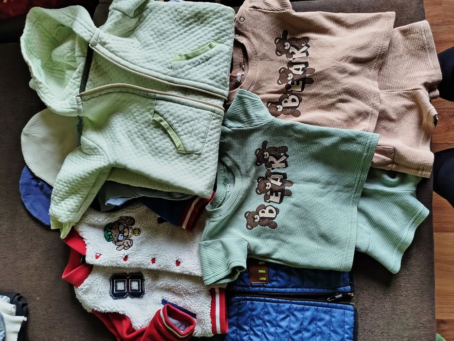 Віддам одяг дитячий