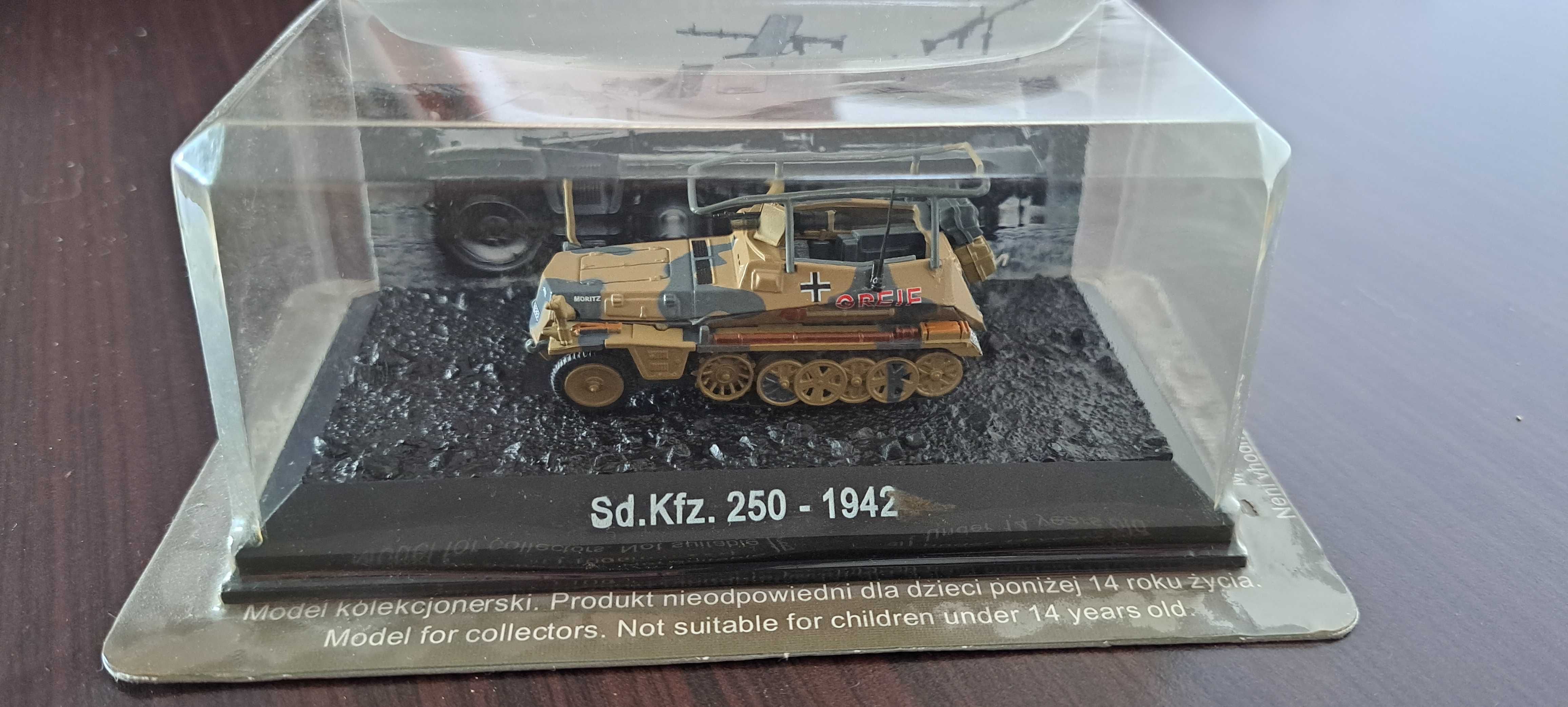 Sd.Kfz. 250 - 1942 MODEL