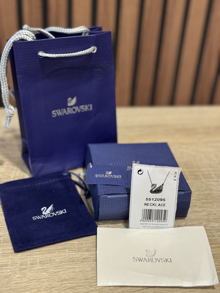 Colar da Swarovski Novo
