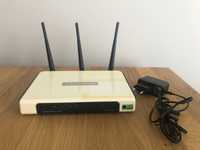 Router WI FI  TP Link model WR 941ND