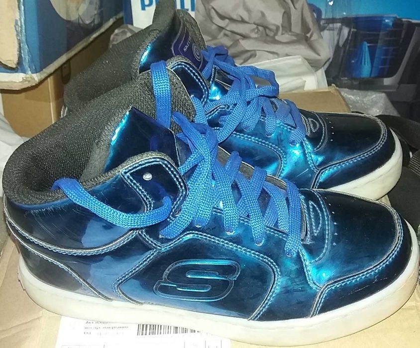 демисезон зима ботинки Skeсhers кроссовки лампочки горят в темноте