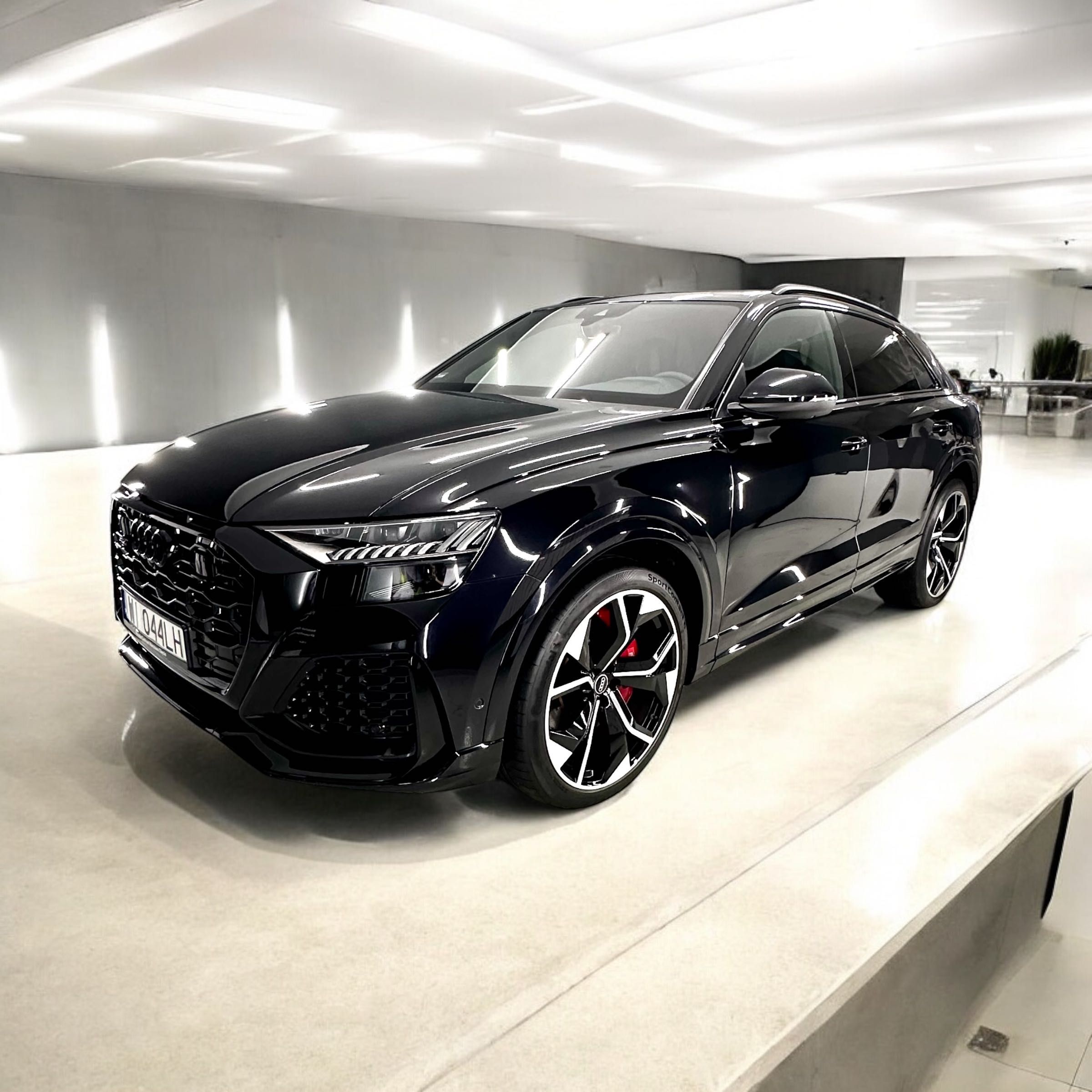Mercedes AMG cabrio mustang BMW Audi RS wynajem wypożyczalnia aut