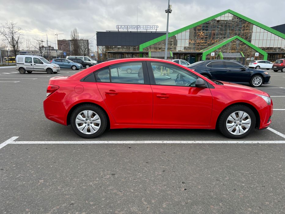 Шевроле Круз 1,8