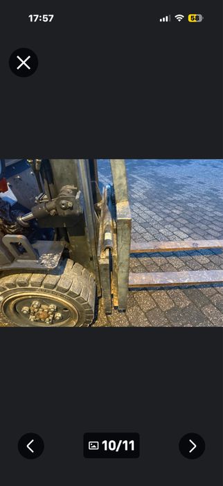 Empilhador doosan de 3 toneladas