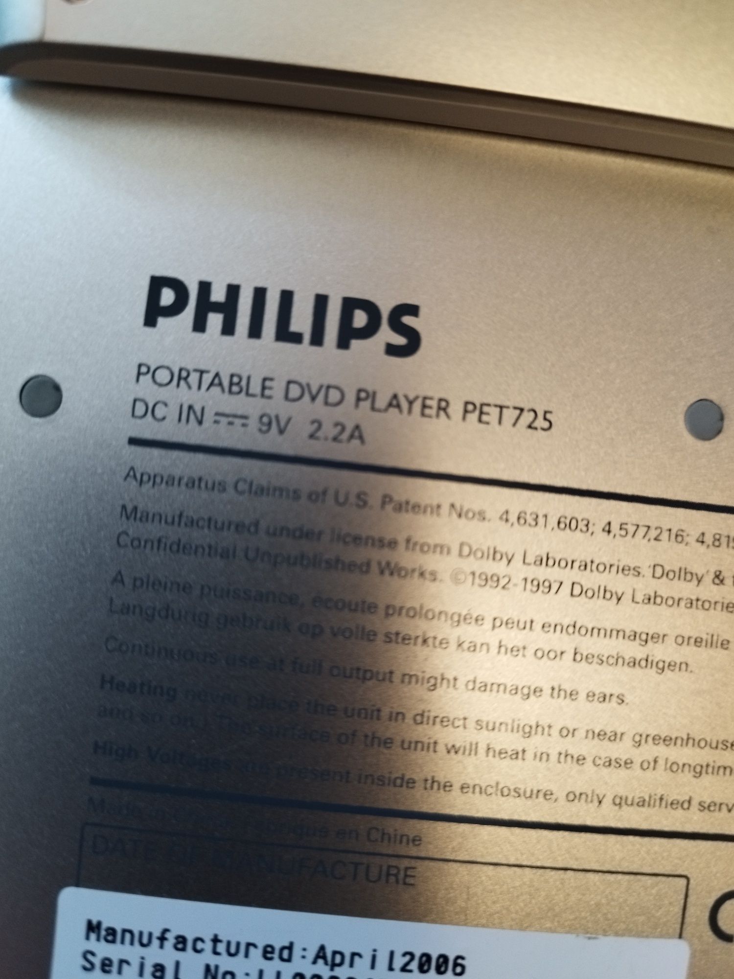 Dwa przenośne DVD z ekranem Philips i Hyundai
