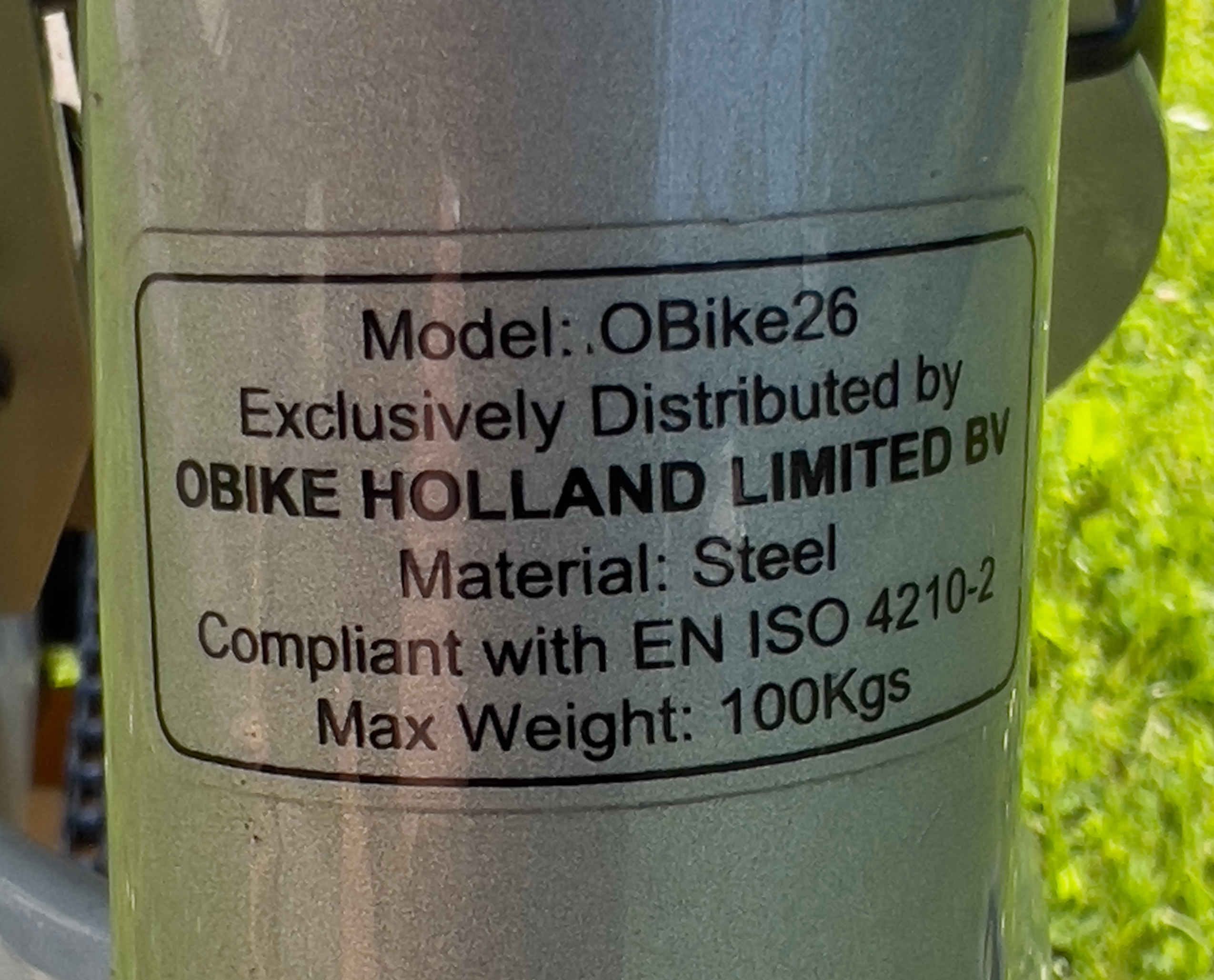 Rower miejski OBike26 – 26", z koszykiem, NIEPRZEBIJALNE OPONY