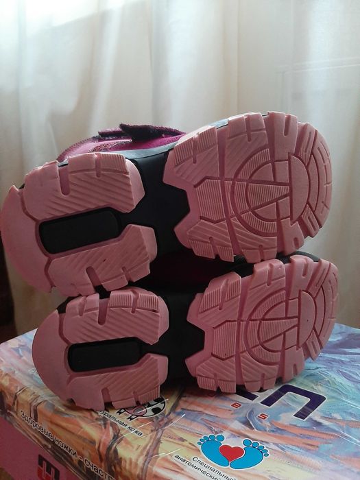 Зимові черевики, ботинки Minimen на дівчинку 28р.