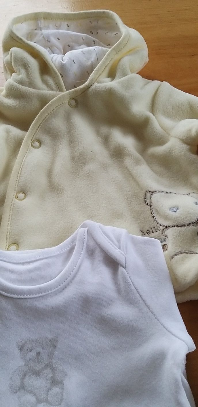 Zestaw ubranek dla noworodka Mothercare. Stan idealny.