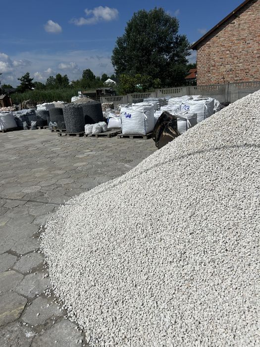 BIAŁA MARIANNA 8-16, 16-32 Kamień do Ogrodu Śnieżnobiały Grys Opaska